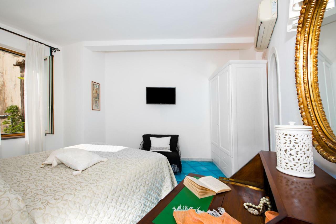 Appartement Proprietà Antonio 3 unità indipendenti à Positano Extérieur photo